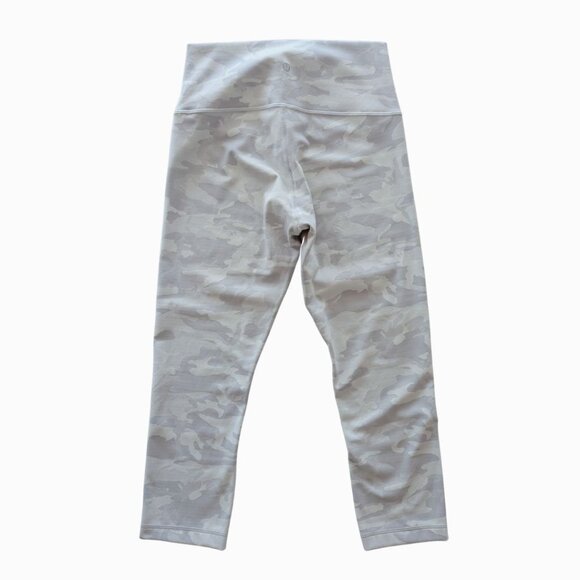 Lululemon Wunder Under 21" Crop - Incognito Camo White - Size 8 - Picture 2 of 7